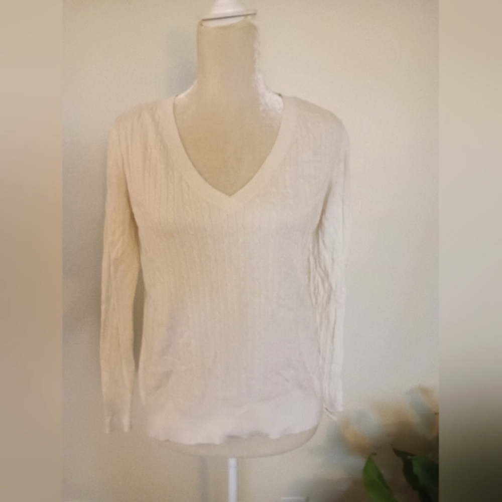 knit long sleeve shirt